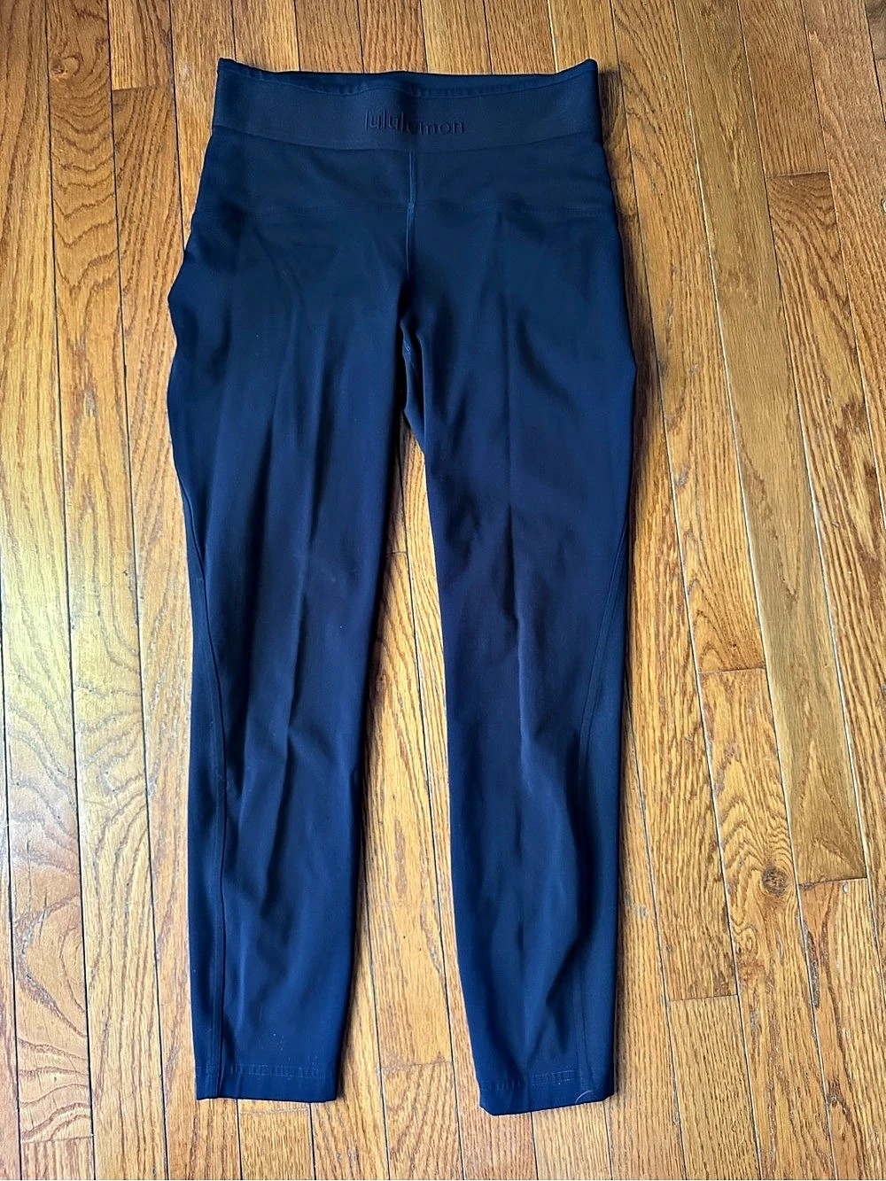 lululemon License to Train High-Rise Pant Leggings Size 8 Blue